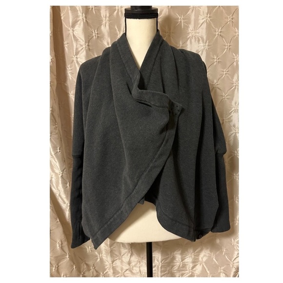 Lululemon It Makes Two Wrap Heathered Black Gray Fleece Open Front - Picture 3 of 15
